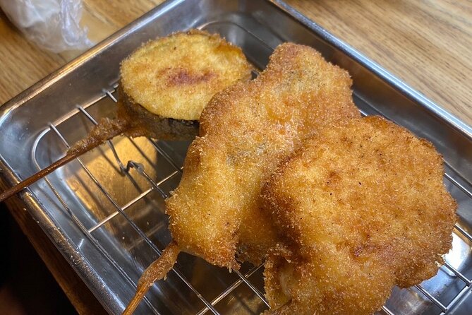 Osaka Soul : IZAKAYA Shinsekai to Dotonbori Food Paradise！ - Michelin-rated takoyaki and the Dotonbori lights that end strong