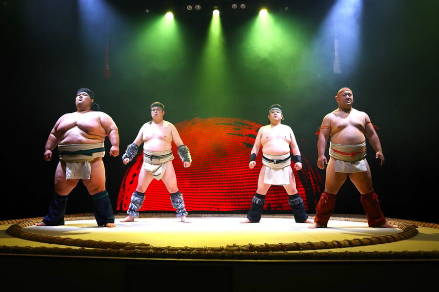 Osaka: Sumo Stage Show with Bento or Snack + Fight & Photo - Meet the wrestlers and get your commemorative photo