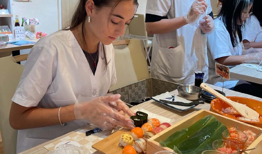 Osaka: Sushi Making in Spacious Studio (SAME-DAY OK!) - The rice part: the real skill hiding inside the fun