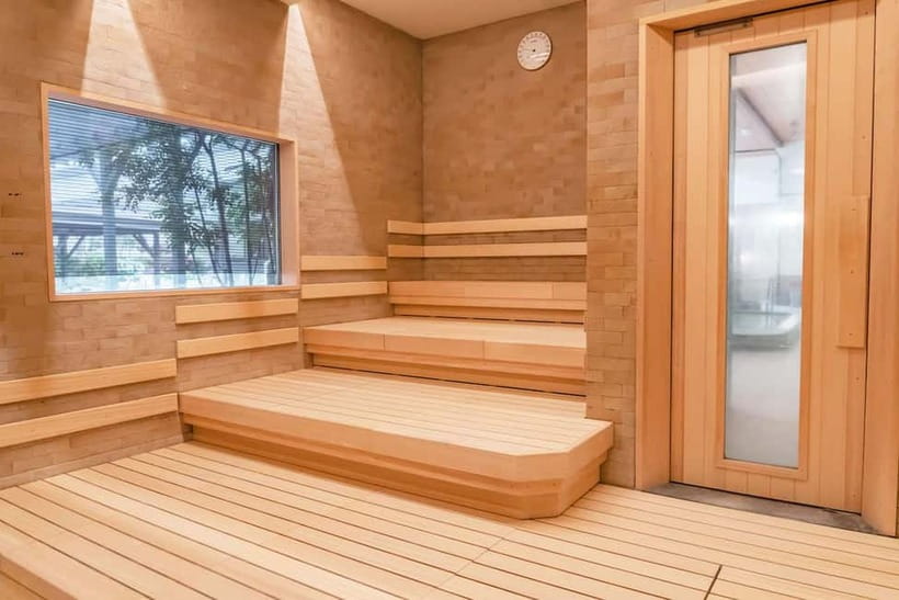 Osaka: Tennen Onsen Naniwa-no-Yu, the famous hot spring spa - Towels, toiletries, and what you can skip
