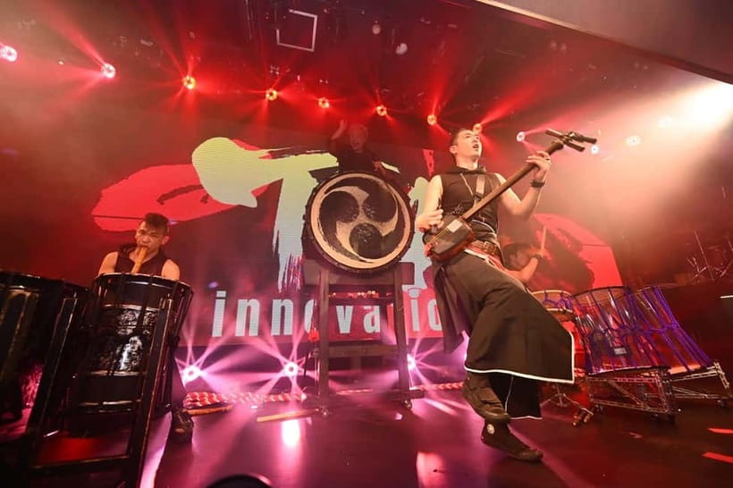 Osaka Umeda：PICCADILLY LIVE SHOW & NIGHTCLUB TICKET & Shisha - Age rules and passport checks you should not ignore