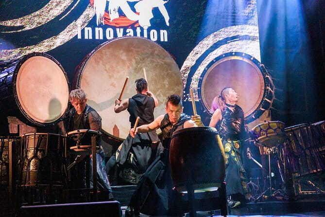 Osaka: UTAGE Modern Japanese Taiko Live Show - UTAGE at Tempo Harbor Theater: what 45 minutes really feels like