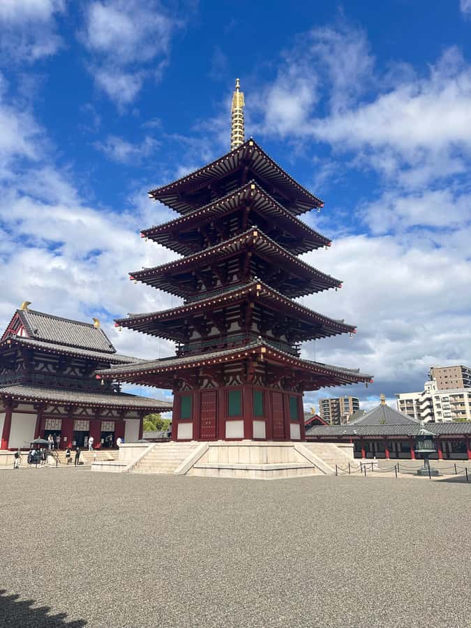 Osaka: Visit the must-see places. - Shitennoji Temple, Japan’s oldest Buddhist temple moment