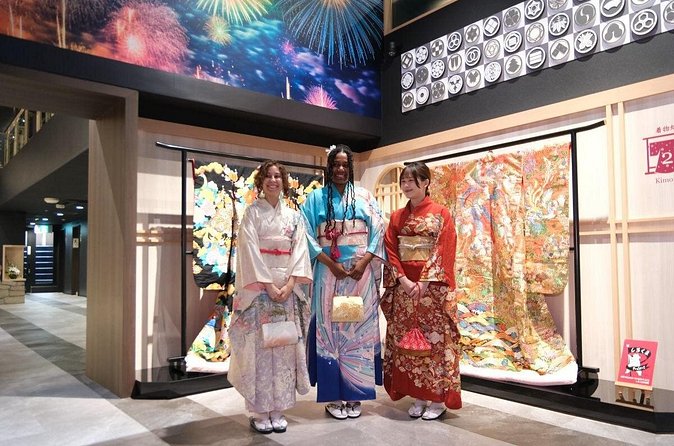 Premium Kimono Dressing, Tea Ceremony, Calligraphy, Samurai show - Timing, tickets, and how to plan your photos