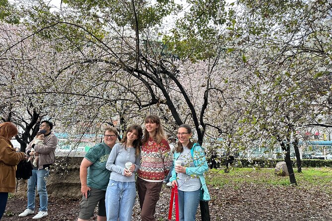 PRIVATE 6hr, Food tour from Osaka Castle, Kuromon, Dotonbori. - Doguyasuji Street: Japanese Knives and Kitchen Tools Culture
