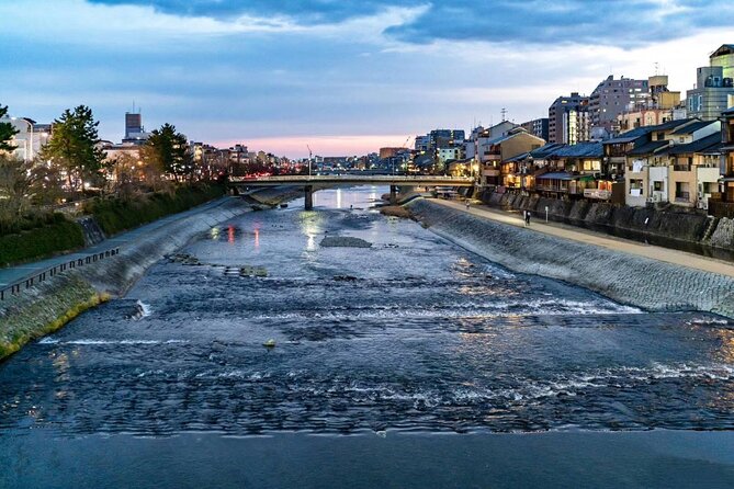 Private arrival Transfer from Osaka Itami Airport(ITM) to central Osaka city - Price and Value: When This Transfer Beats the Stress Tax