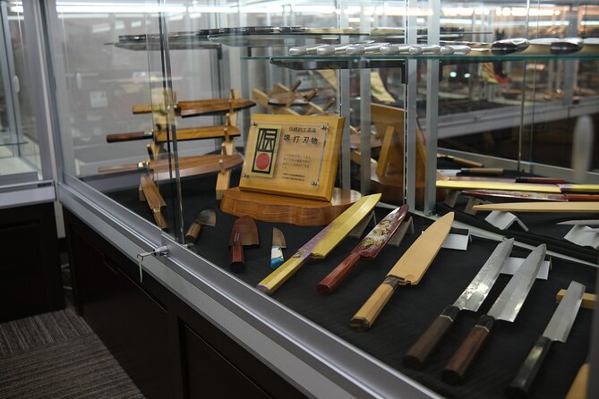 Sakai - Knife Factory and Craft Walking Tour - Stop 2: the knife factory, sharpening station, and custom orders