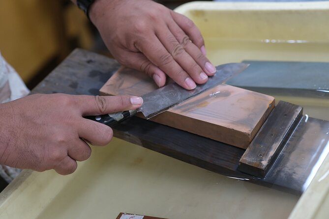 Sakai - Knife Factory and Craft Walking Tour - Stop 3: Sakai Traditional Crafts Museum and Knife Shop, plus Shimano context