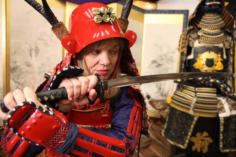 Samurai Armor & Sword experience with phot near Osaka Castle - Why this near-Osaka Castle samurai experience feels special