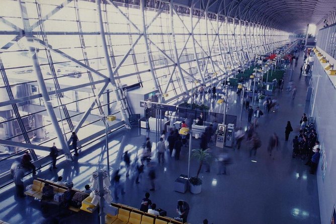 Shared Arrival Transfer : Kansai International Airport to Osaka City - Baggage Limits: One Big Case, One Carry-On