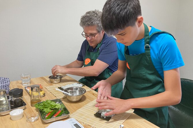 Sushi Class in Osaka Dotonbori - Oshizushi (box sushi): Kansai pressing, square form, quick cutting