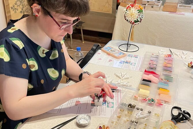 Tsumami Zaiku (Kanzashi) making Workshop in Abeno Osaka - Entering a 100-year-old house in Abeno Osaka