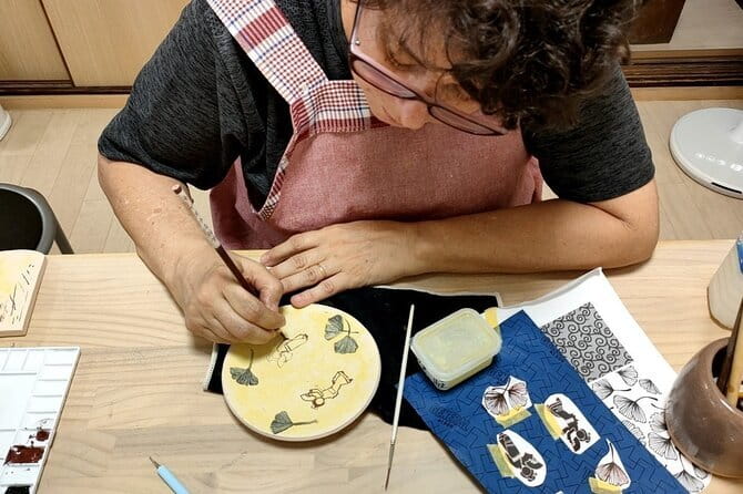 Tsumami Zaiku (Kanzashi) making Workshop in Abeno Osaka - Small-group instruction with Misa-sensei, Jun, and Ami